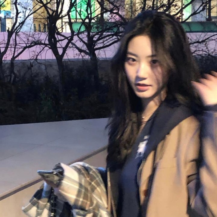 卡布里革命高清封面